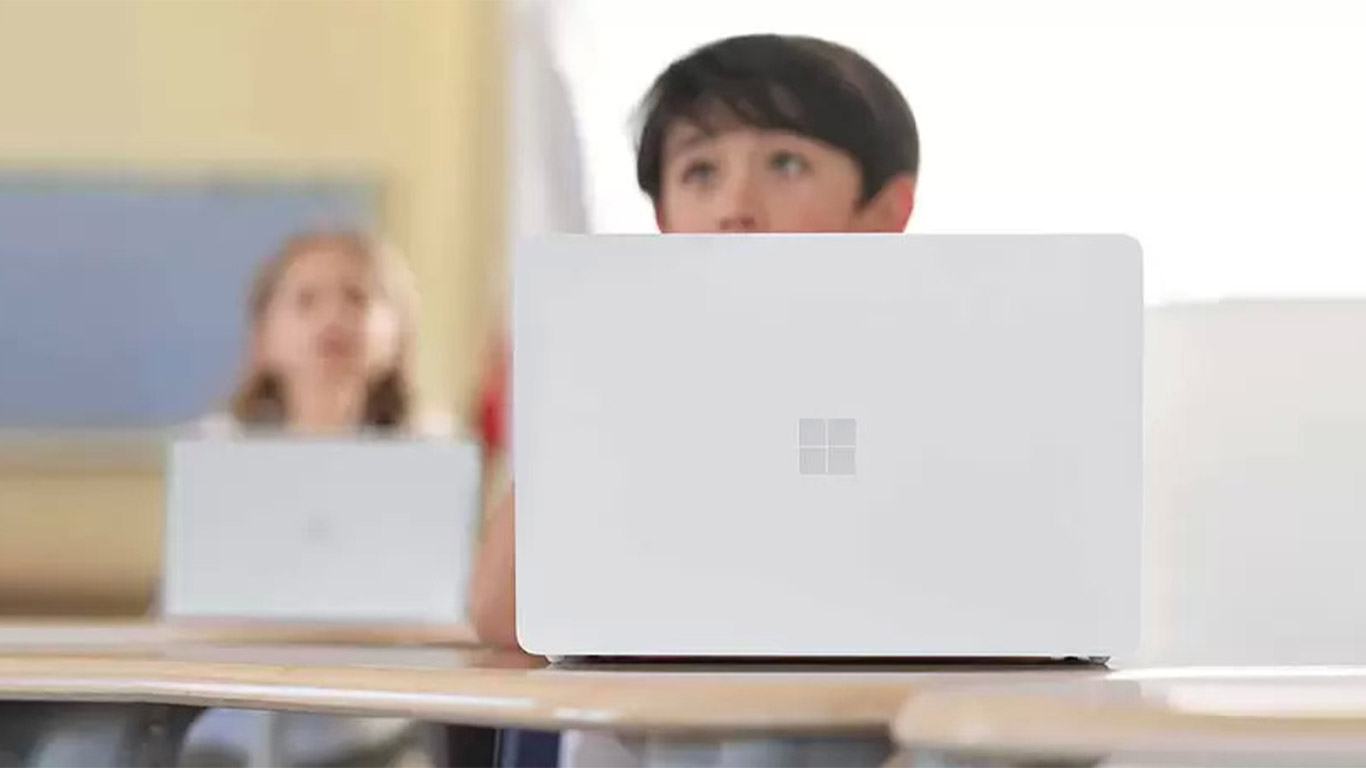 Microsoft Surface Laptop SE brings on a big competition to Chromebooks